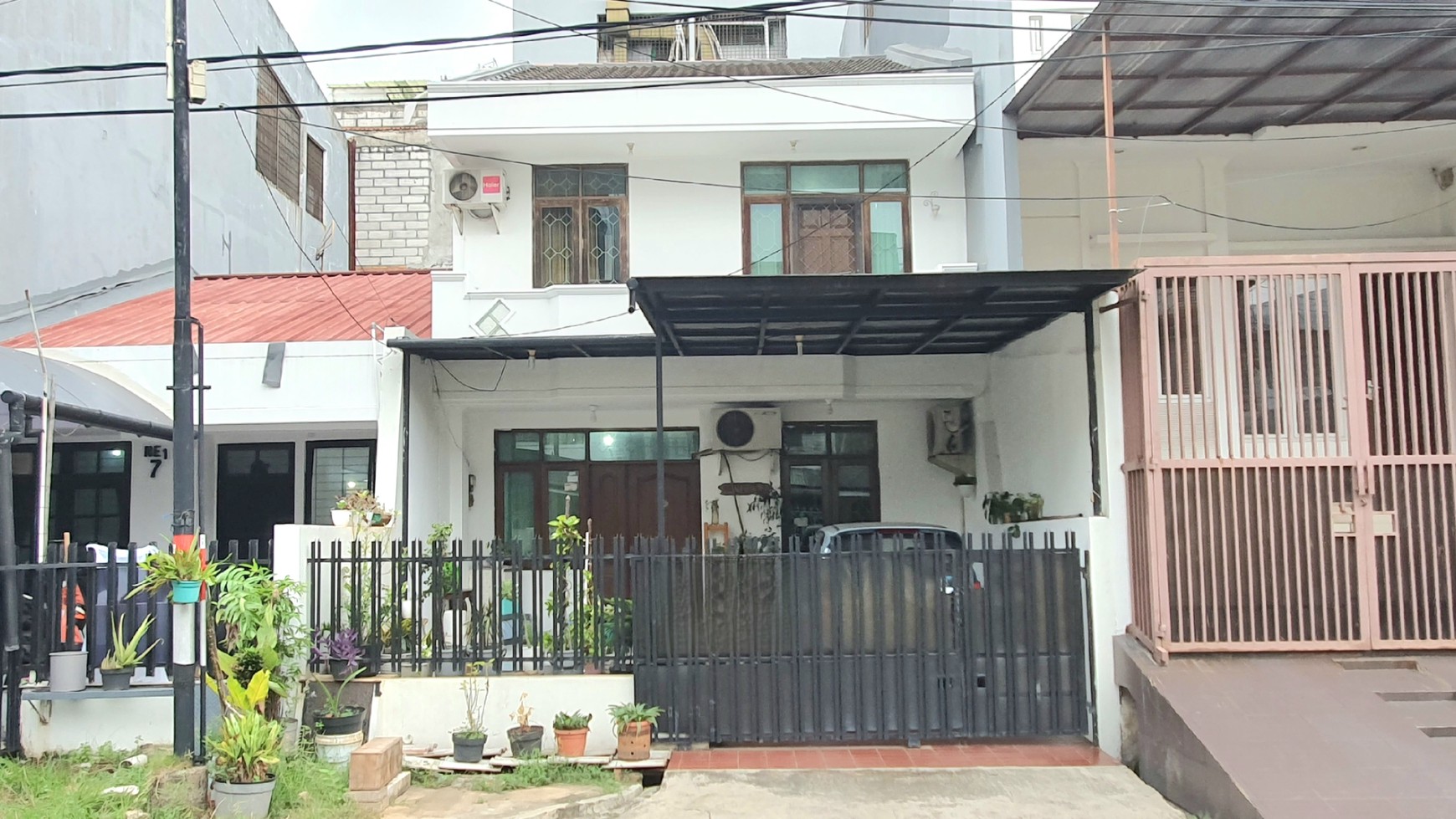 Rumah Kelapa Puan Timur, Kelapa Gading Luas 6x20 m2;