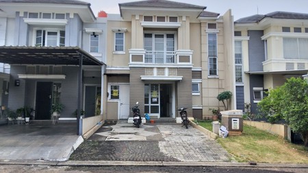 Rumah cantik  di Kota Wisata Cibubur dalam cluster harga nego