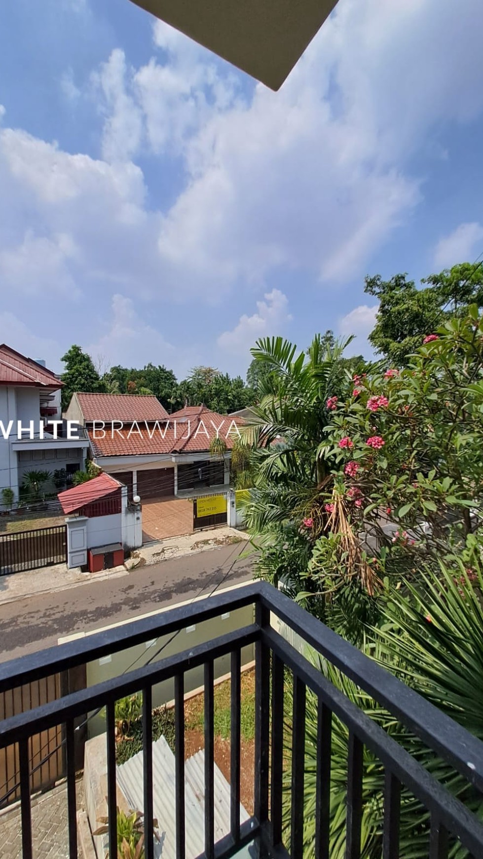 Disewakan Rumah Siap Huni Area Kemang Dalam