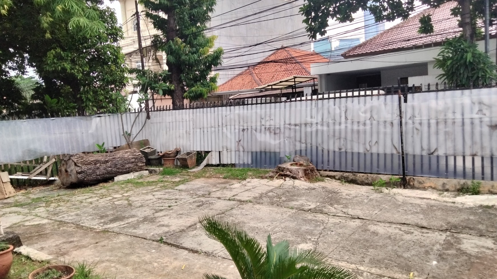 Jual.cepat rumah di Jl Guntur Jakarta Selatan