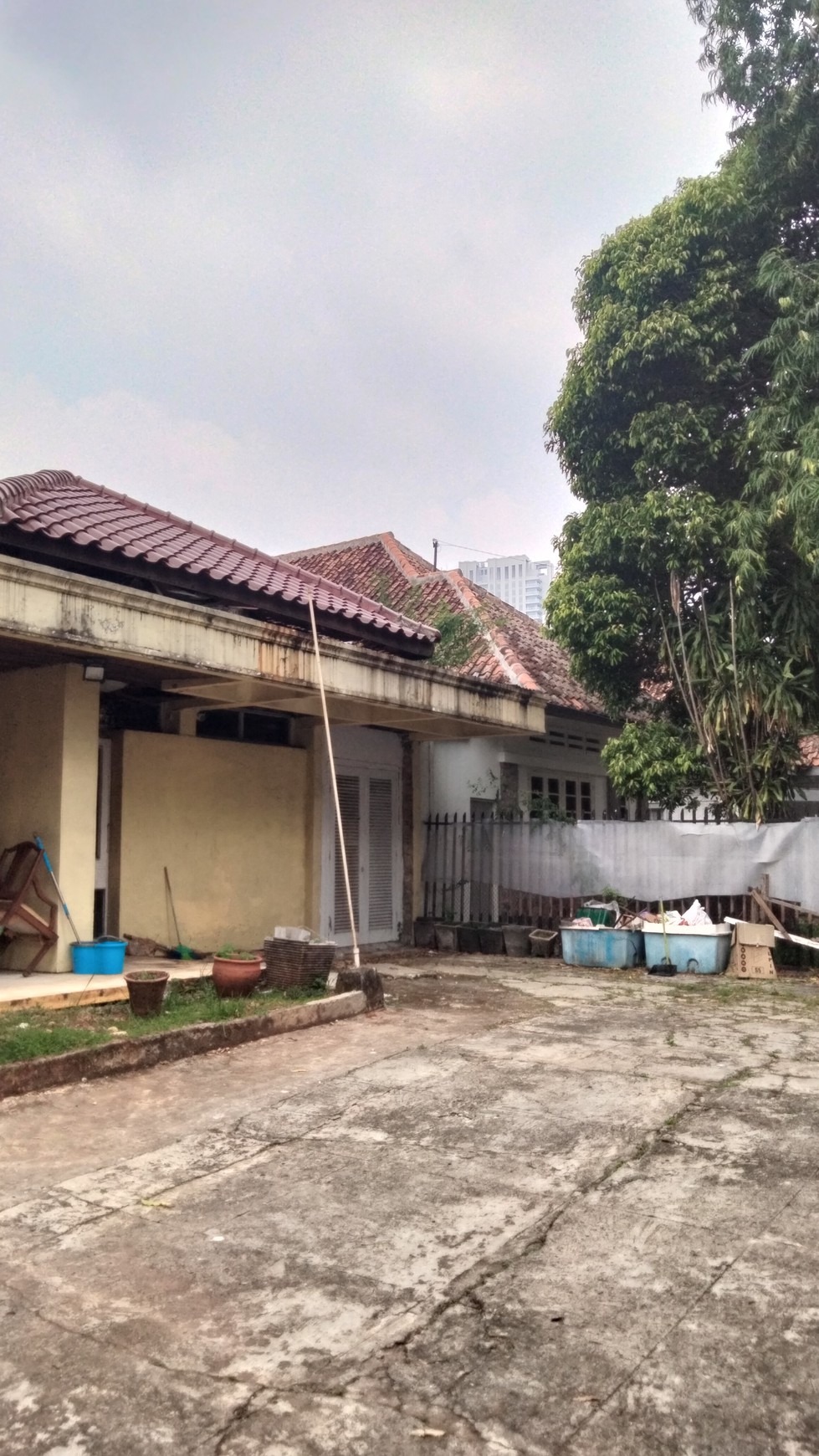 Jual.cepat rumah di Jl Guntur Jakarta Selatan