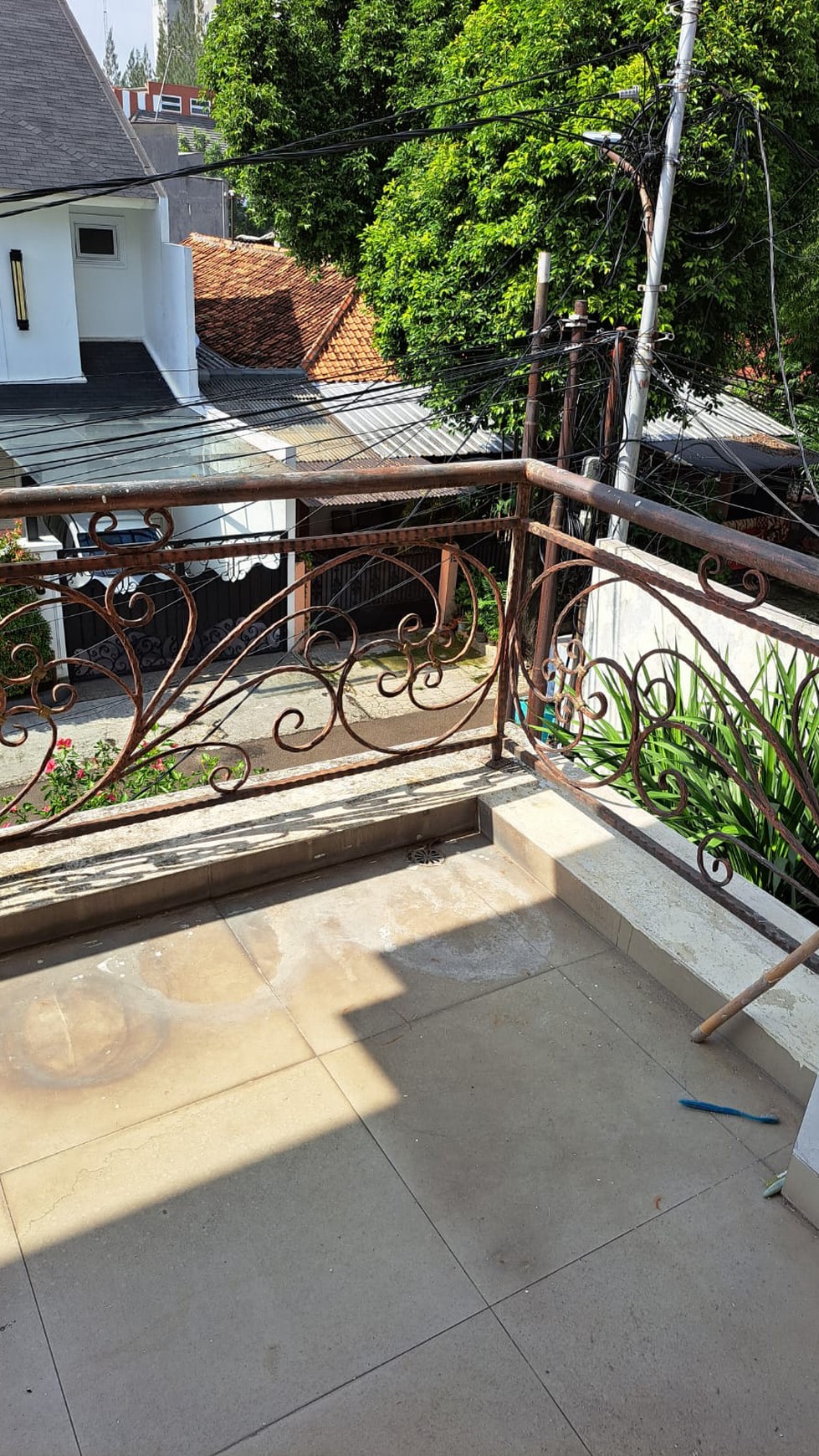 Rumah Hitung Tanah Area Cipete