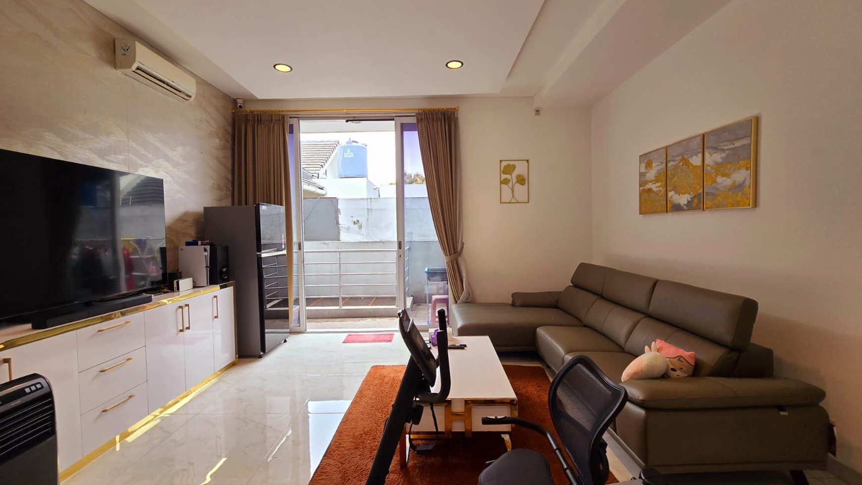 Rumah Hitung Tanah Area Cipete