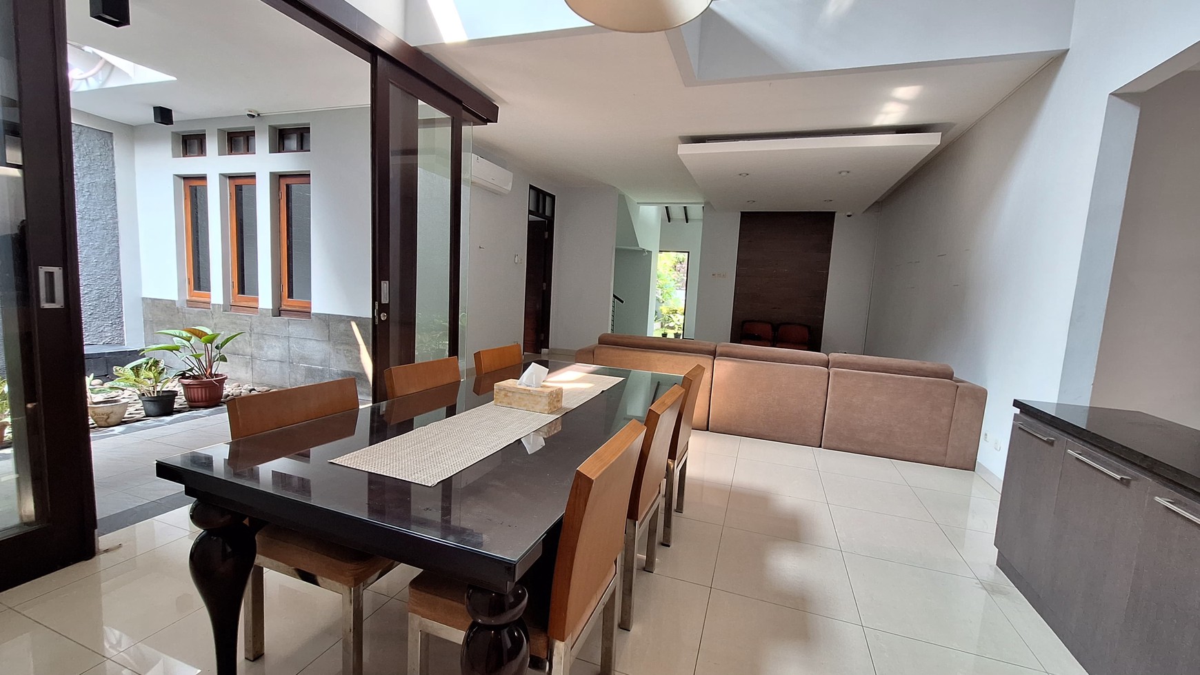 Dijual Rumah 2 Lantai di Cipete Utara, Jakarta Selatan