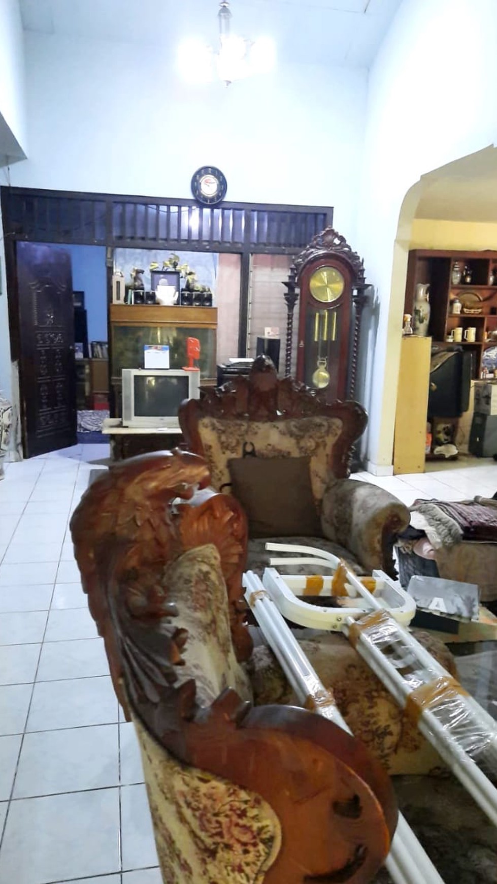 Dijual Rumah Tua  Taman Mangu Indah Bintaro Pondok Aren - Tangsel