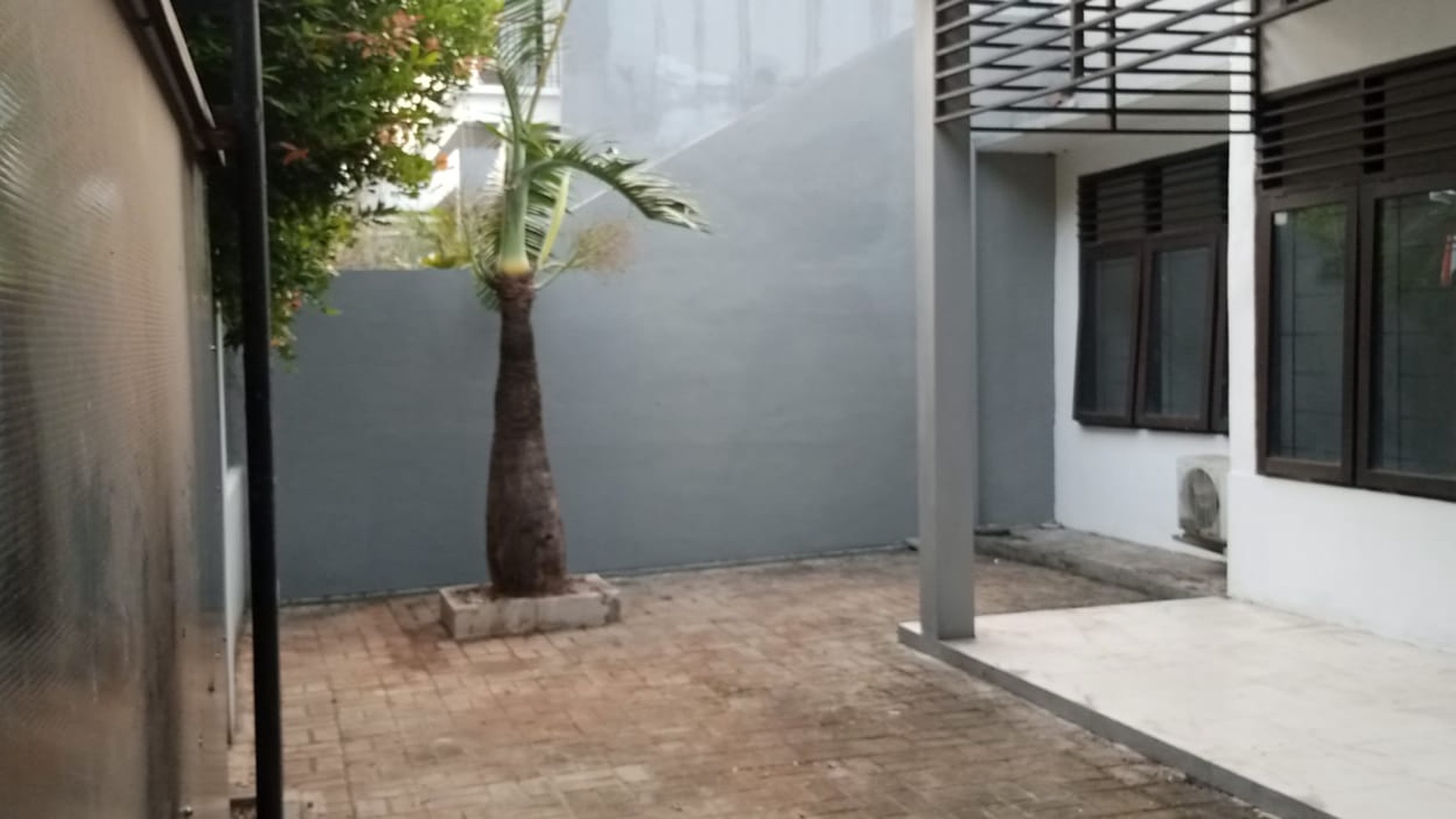 Rumah Komplek DPR Pribadi Meruya