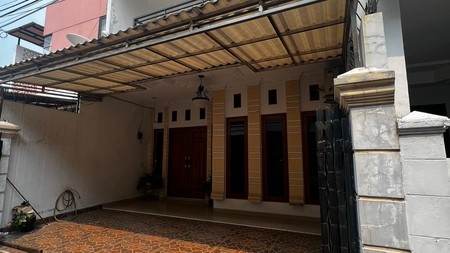 Disewakan Rumah 2 Lantai Furnished di Tebet Barat Dalam Jakarta Selatan