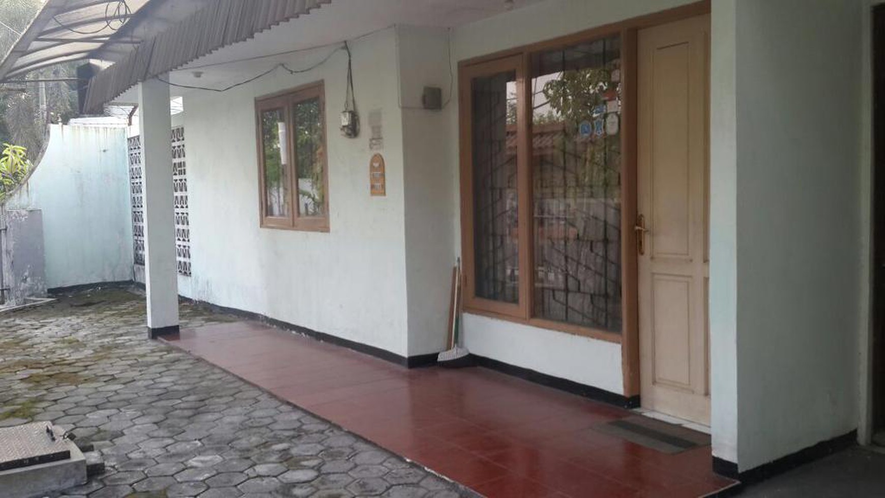 Rumah Strategis  Kutisari Indah Area Kampus UK Petra Surabaya Row Jalan Lebar