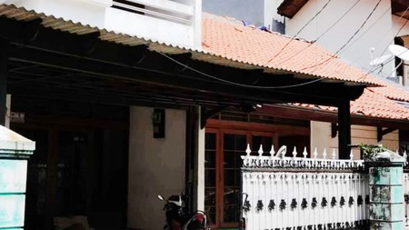 Rumah Siap huni di Kemanggisan Jakarta Barat