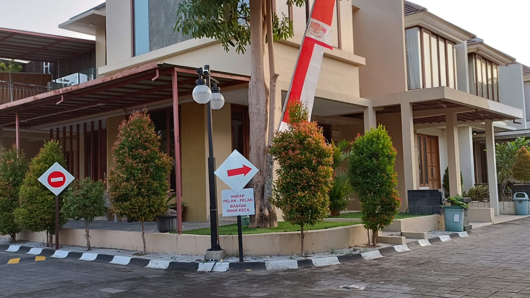 Rumah Mewah Furnish Dalam Perum Laguna Spring Jl Wonosari Yogyakarta