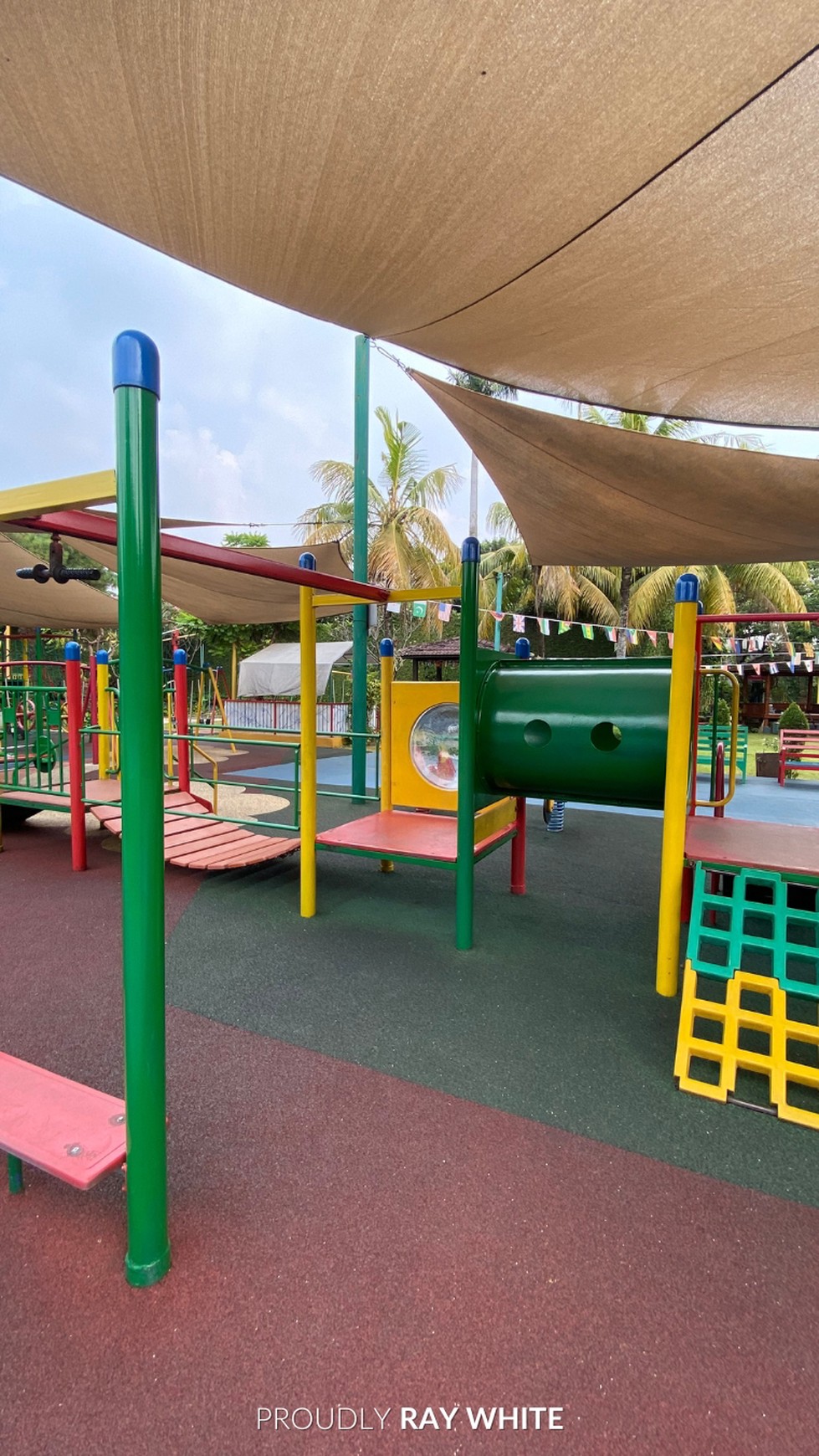 Dijual Playground di Kemang, Jakarta Selatan