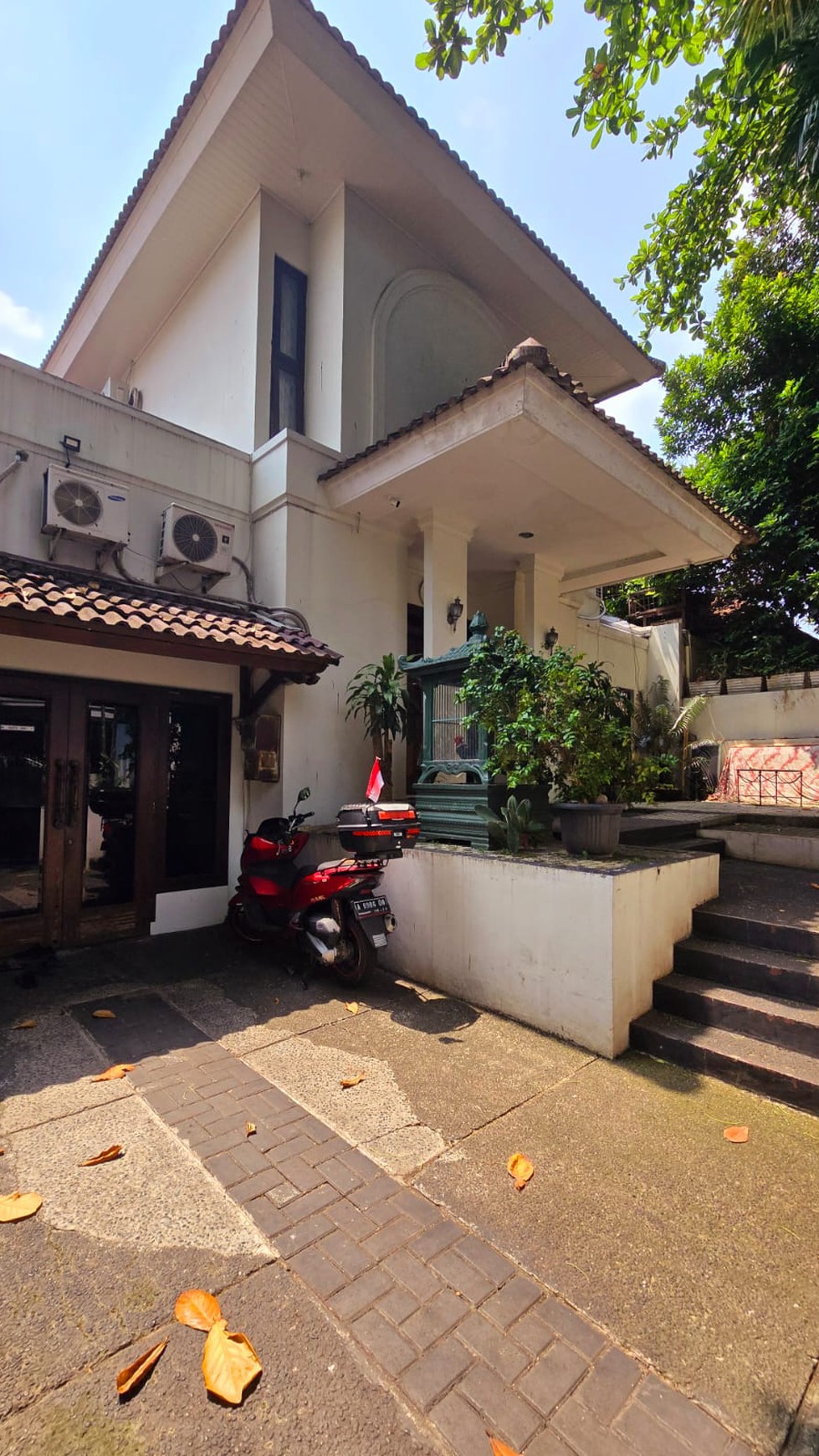 Rumah Hitung Tanah Area Cipete