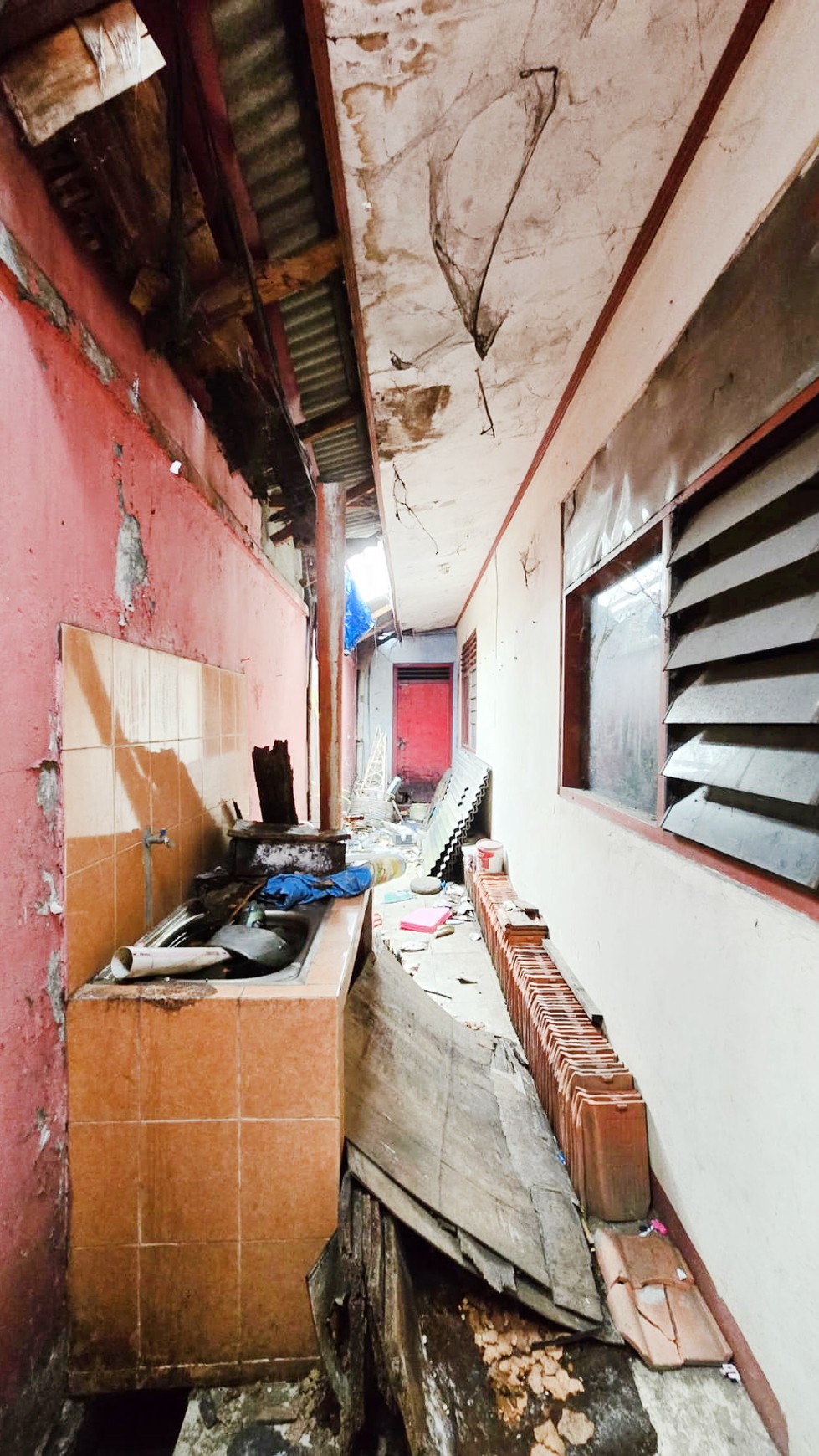 Rumah Hitung Tanah Area Cipete