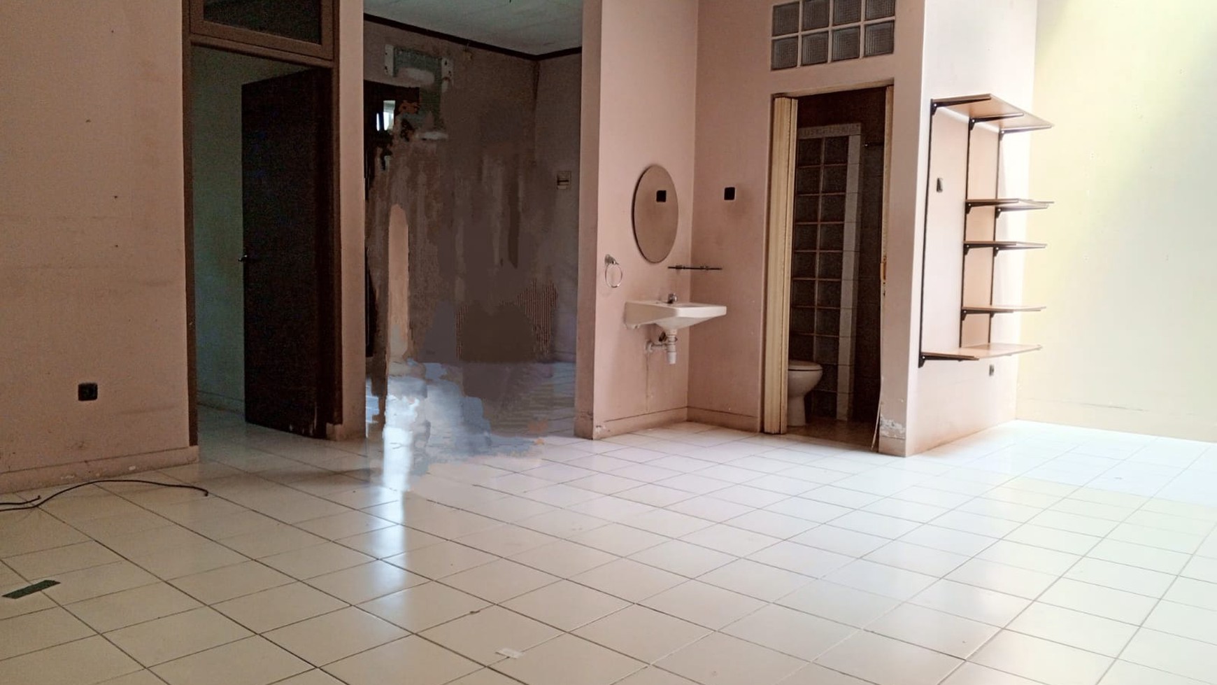 Rumah Hitung Tanah Area Cipete