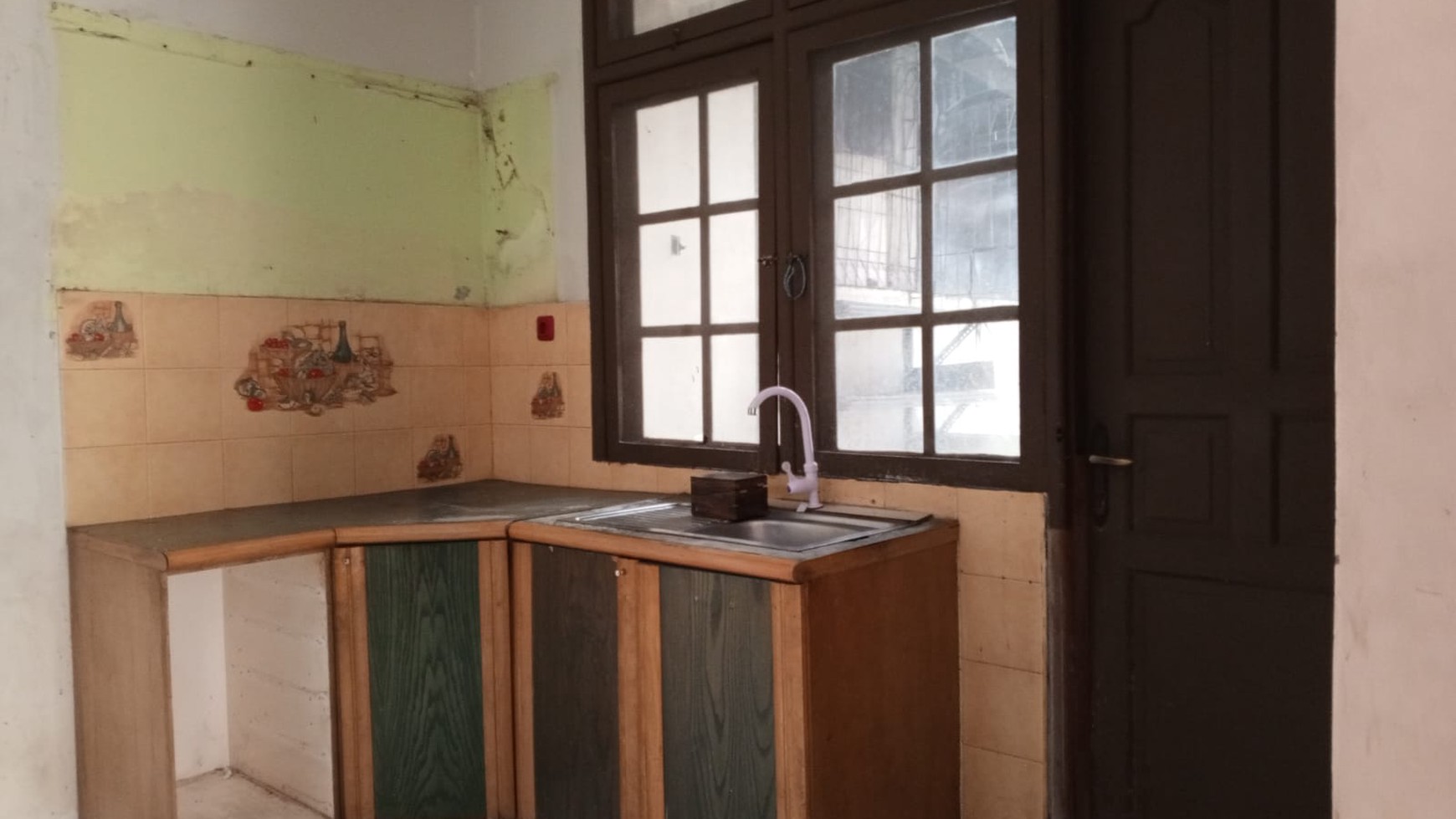 Rumah Hitung Tanah Area Cipete