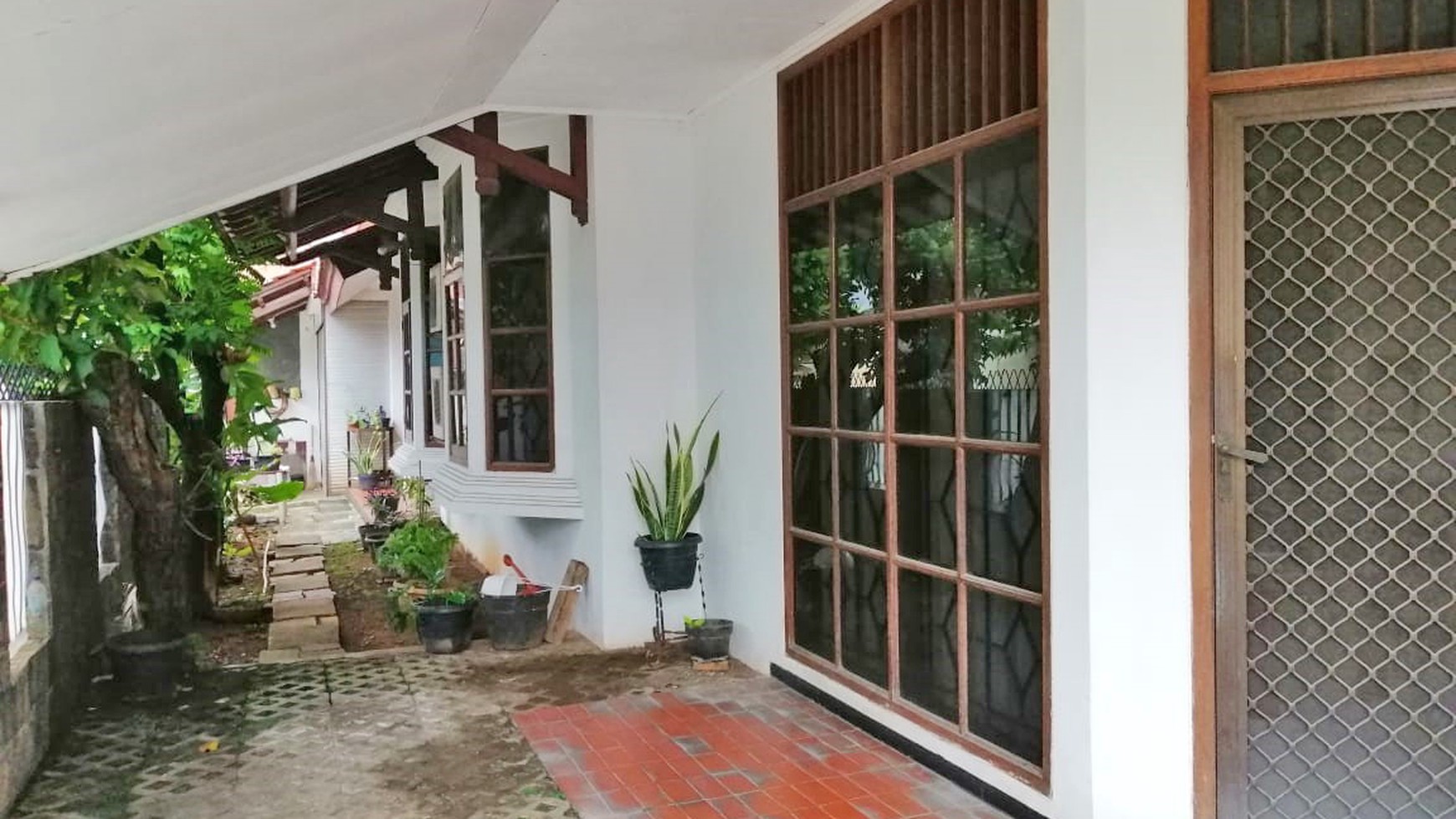 Rumah Hook di Japos Graha Lestari Pondok Aren