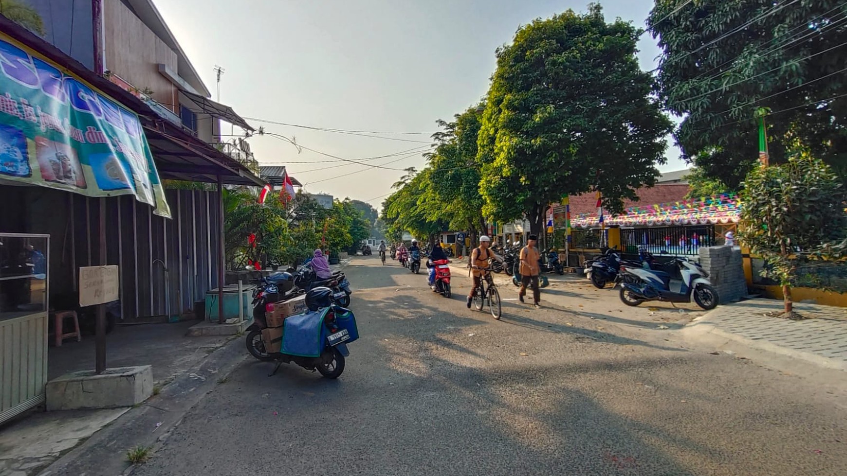 Rumah Dukuh Zamrud Padurenan Mustika Jaya Bekasi Kota