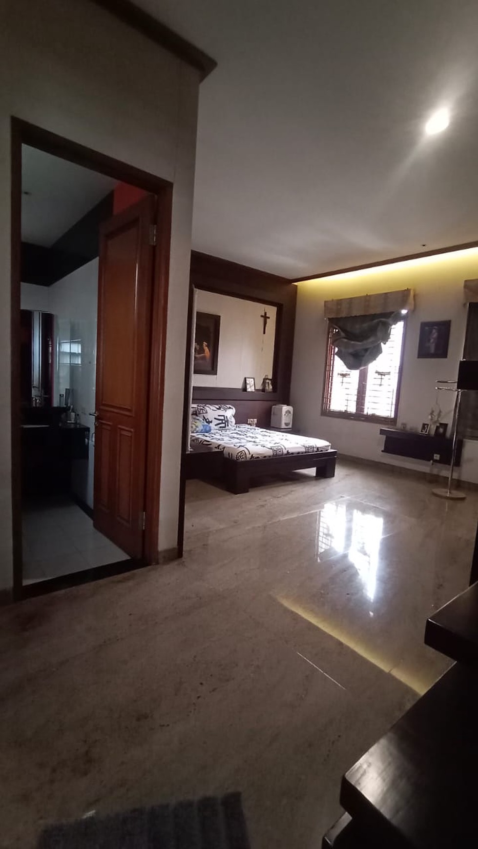 Rumah Mewah Furnished di Sayap Pasirkaliki Bandung Kota