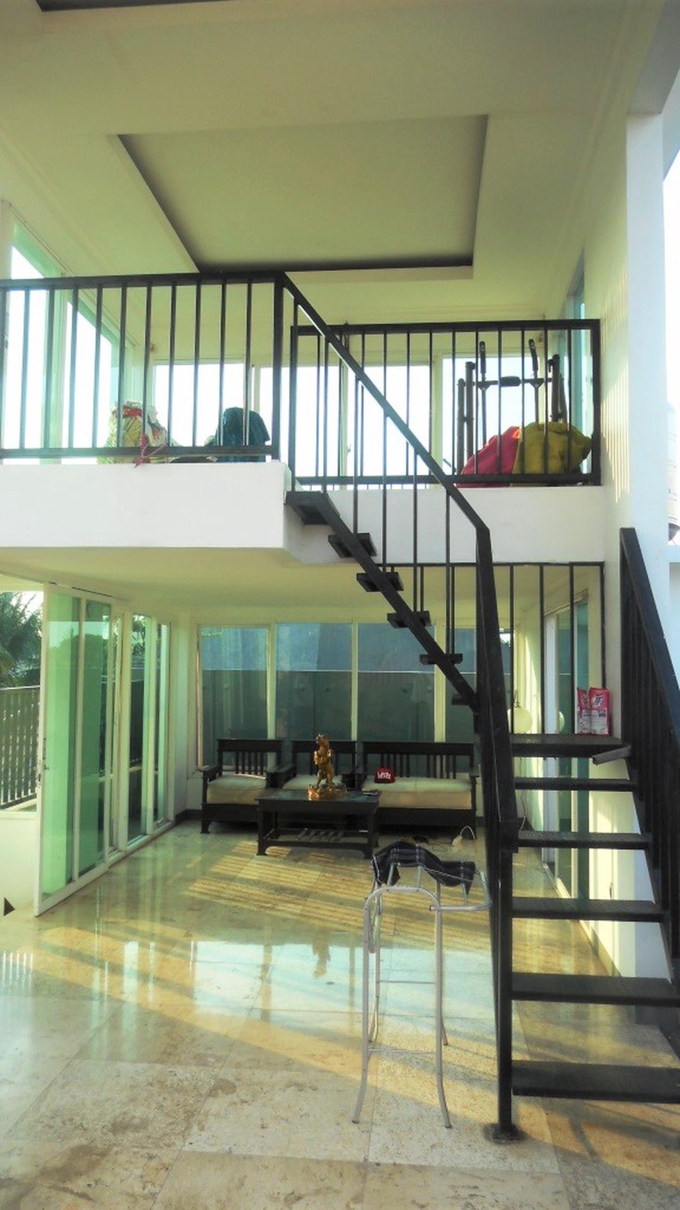 Dijual Rumah Asri posisi Hook di River Park Bintaro Jaya