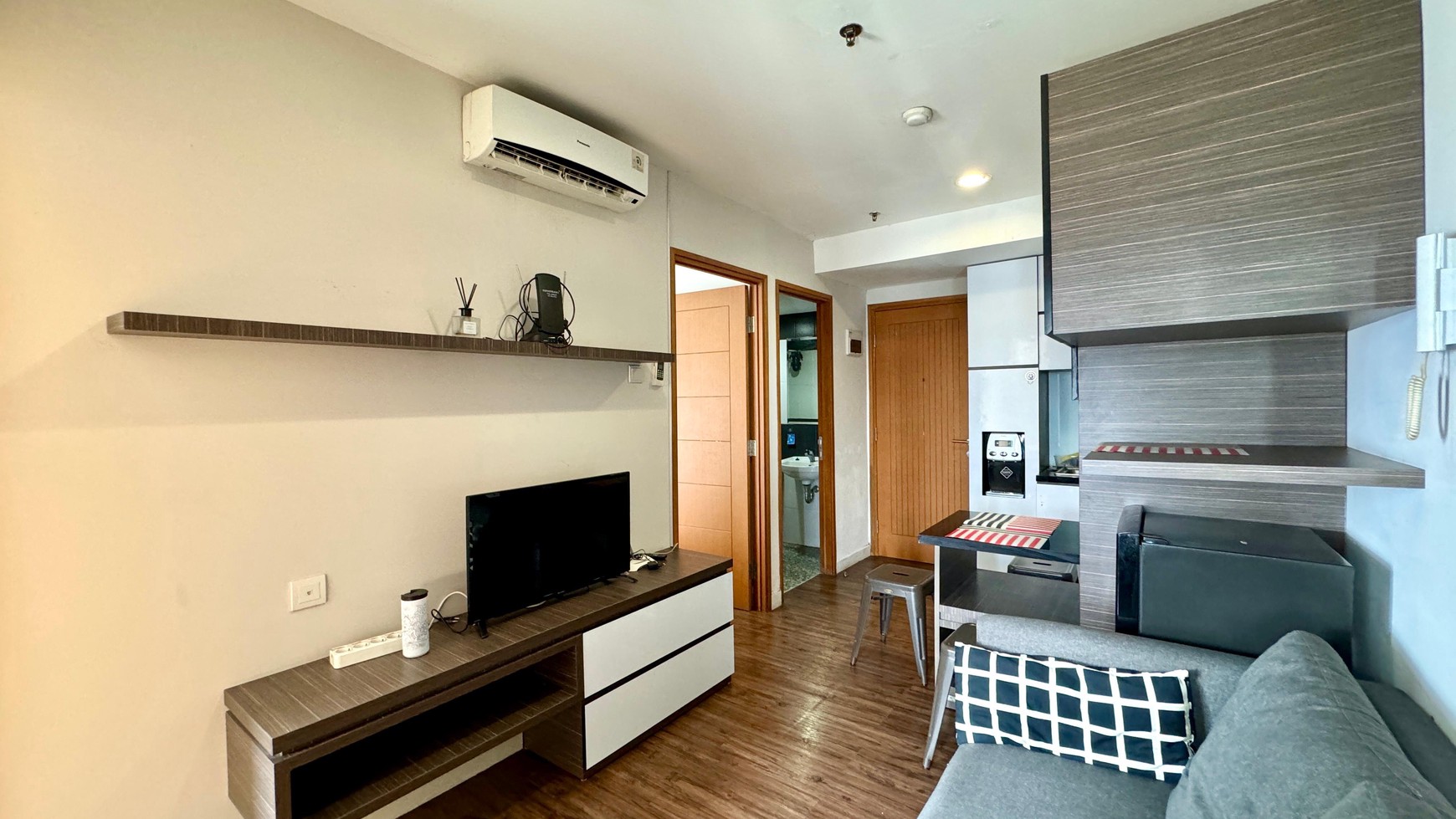 Dijual  Apartemen Cinere Bellevue Suites