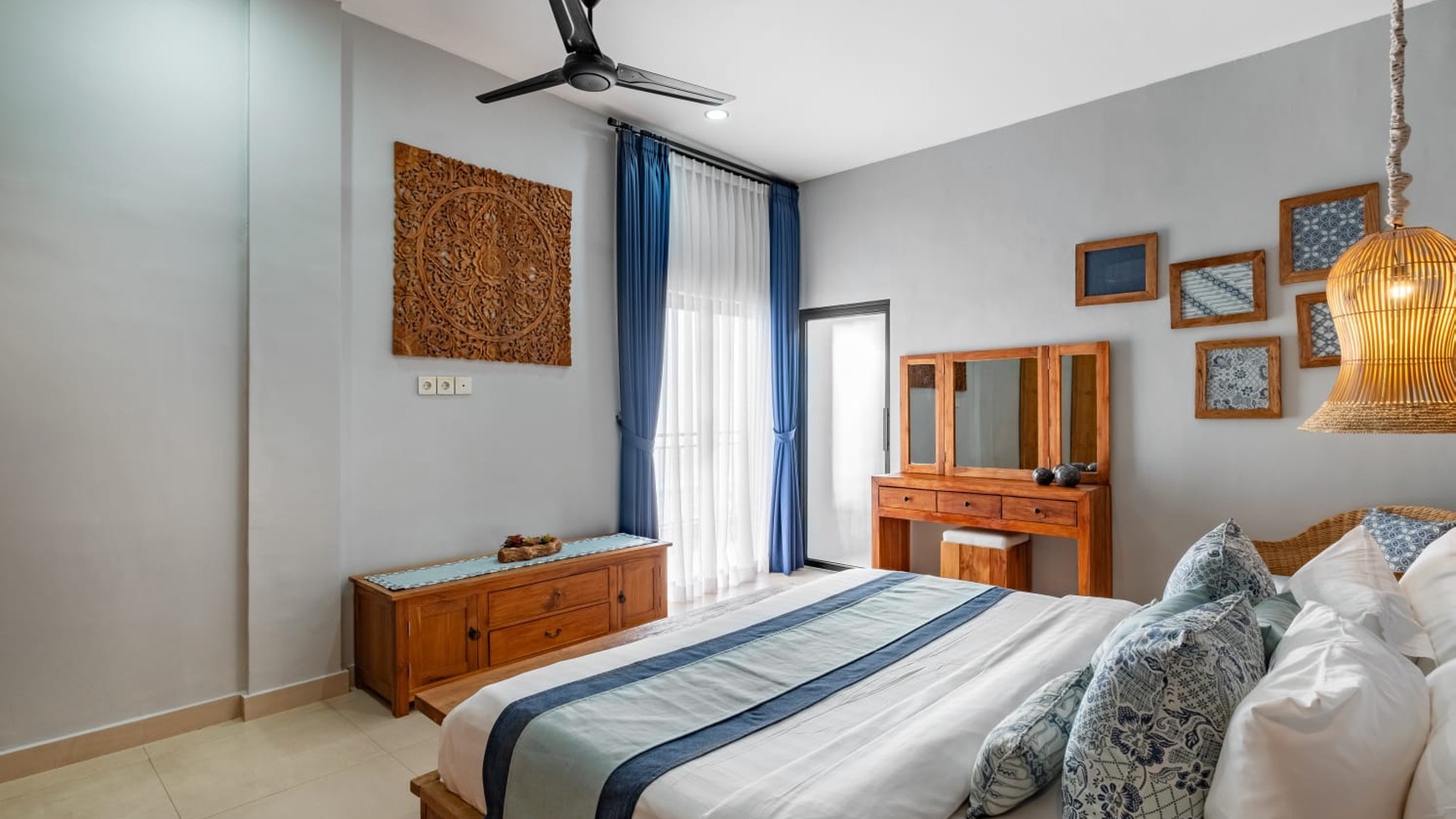 Villa 3 Bedrooms Freehold in Heart Canggu