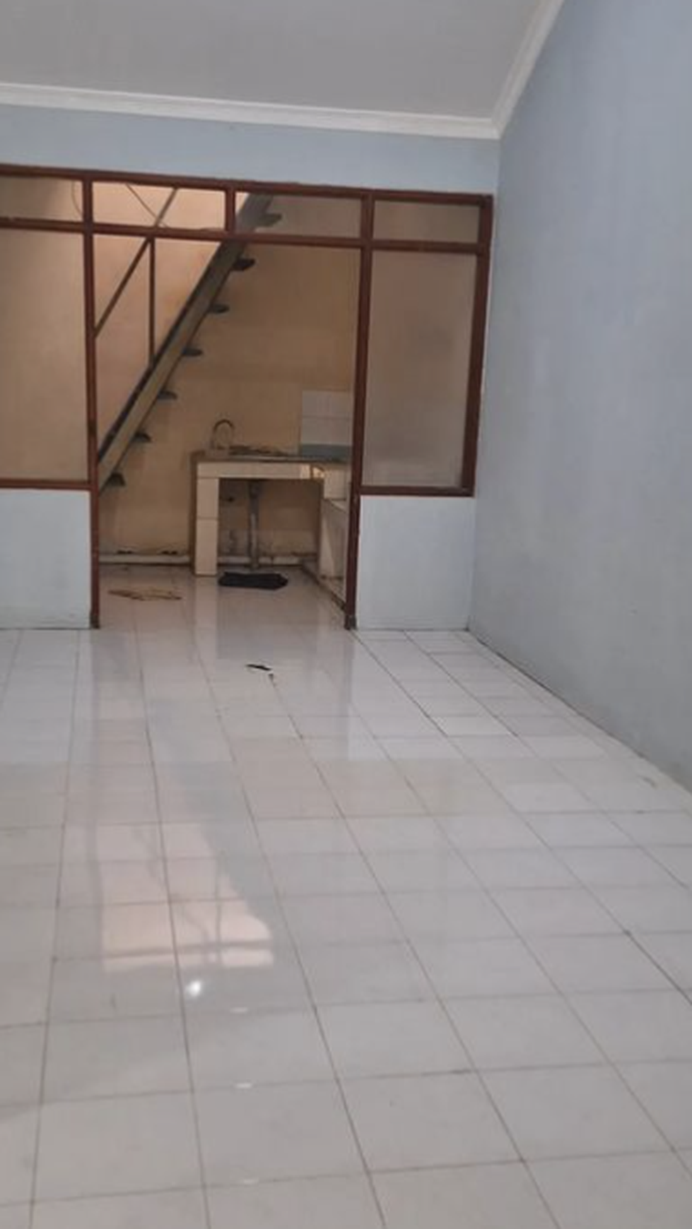 Rumah Unfurnished SHM Alam Hijau III Citraland Surabaya