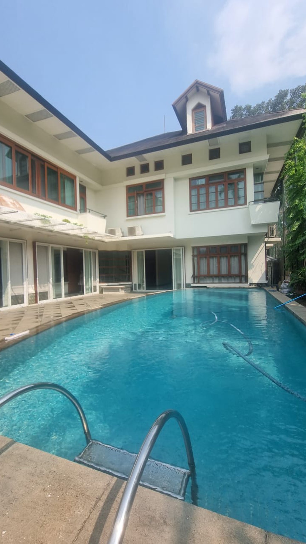 Rumah Hitung Tanah Area Cipete