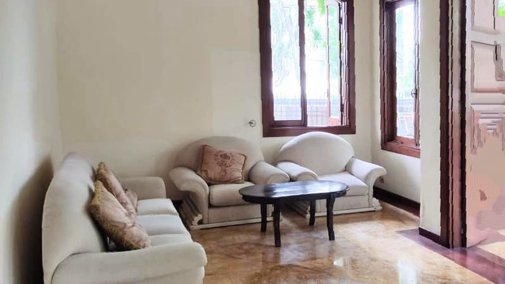 Rumah Hitung Tanah Area Cipete