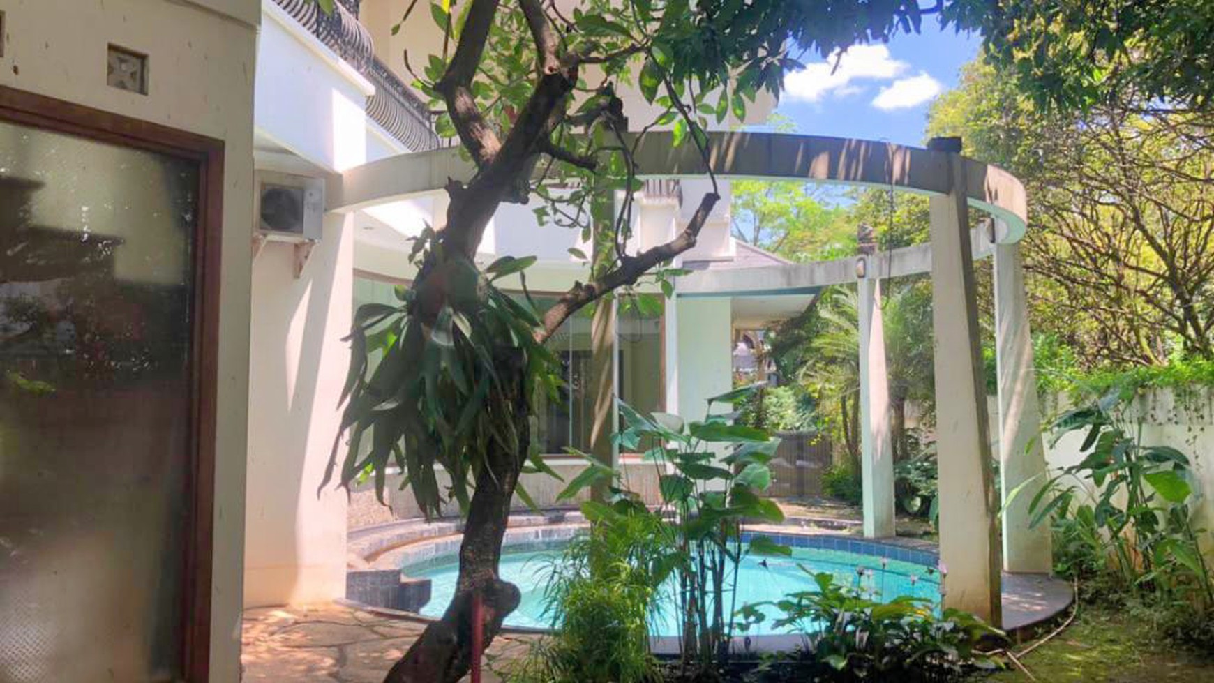 Rumah Hitung Tanah Area Cipete