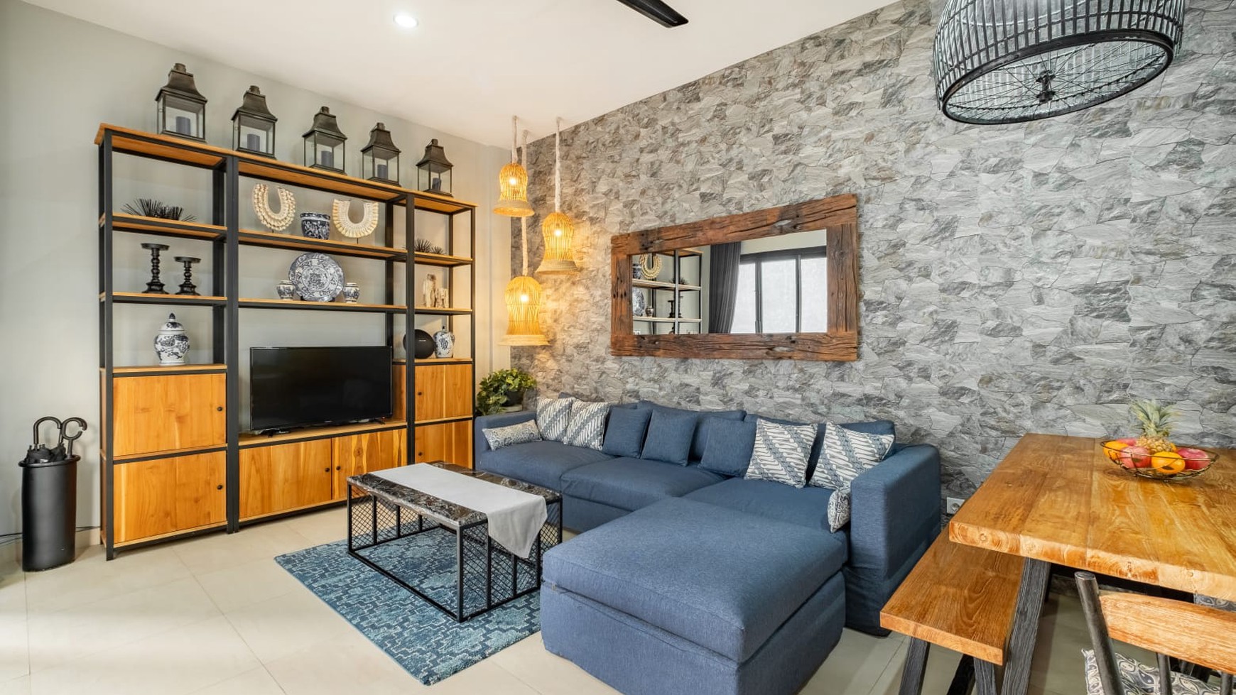 Villa 3 Bedrooms Freehold in Heart Canggu