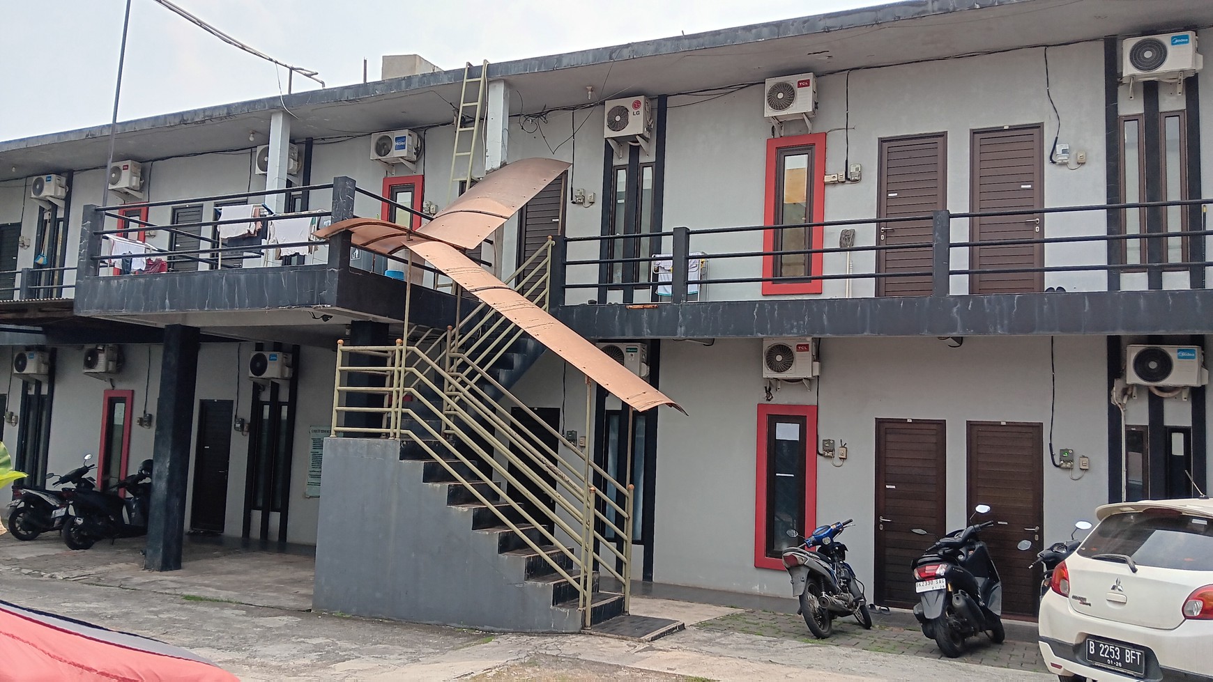 Rumah Tinggal + Kamar kost, Pondok Jaya Bintaro Dekat STAN dan Mall