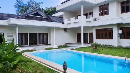 Beautiful house and comfy at pejaten area