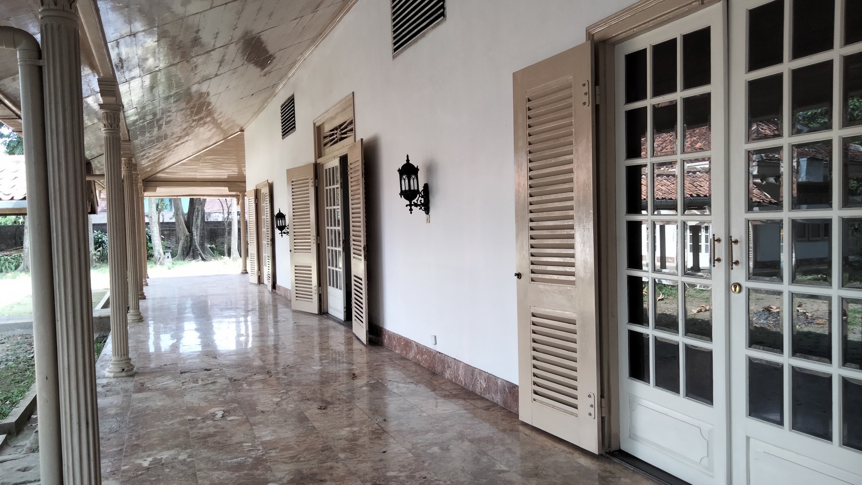 Tanah Luas di Pogung Baru jl kaliurang km 5 dekat kampus UGM Yogyakarta