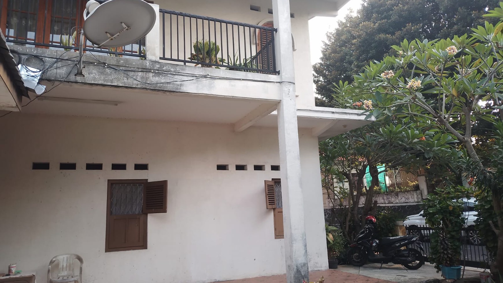 RUMAH ASRI DI JALAN PENGAIRAN BENDUNGAN HILIR