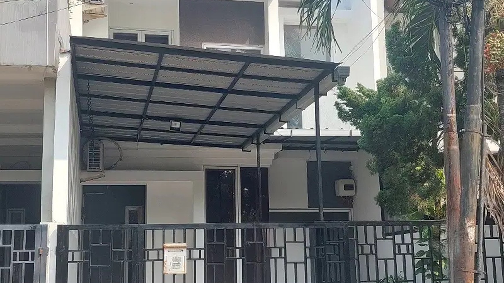 Fast Rent. Rumah Bagus Regensi Melati Mas, Serpong