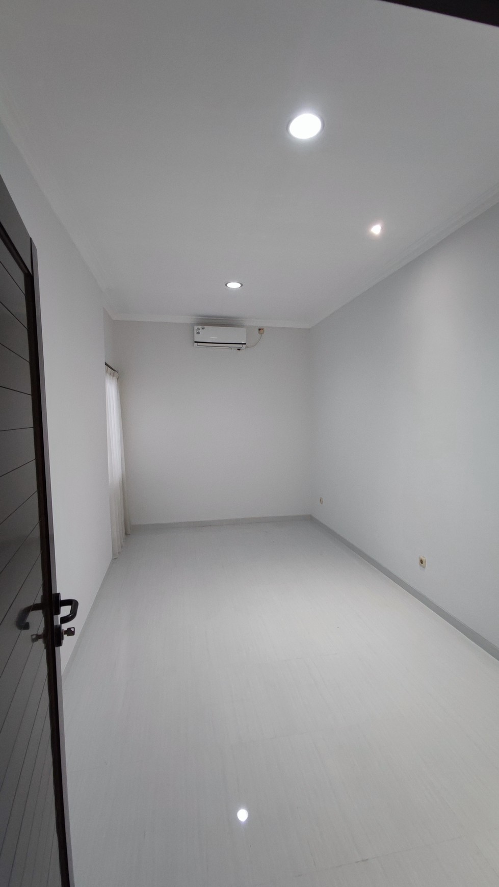 Fast Rent. Rumah Bagus Regensi Melati Mas, Serpong