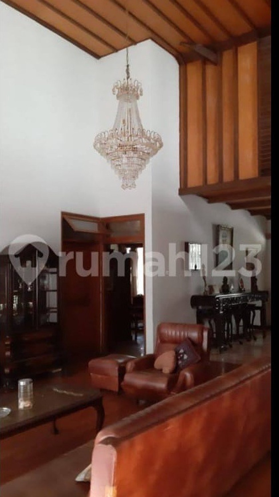 Rumah Nyaman Mewah 1½ Lantai di Setra Sirna Sukasari Bandung