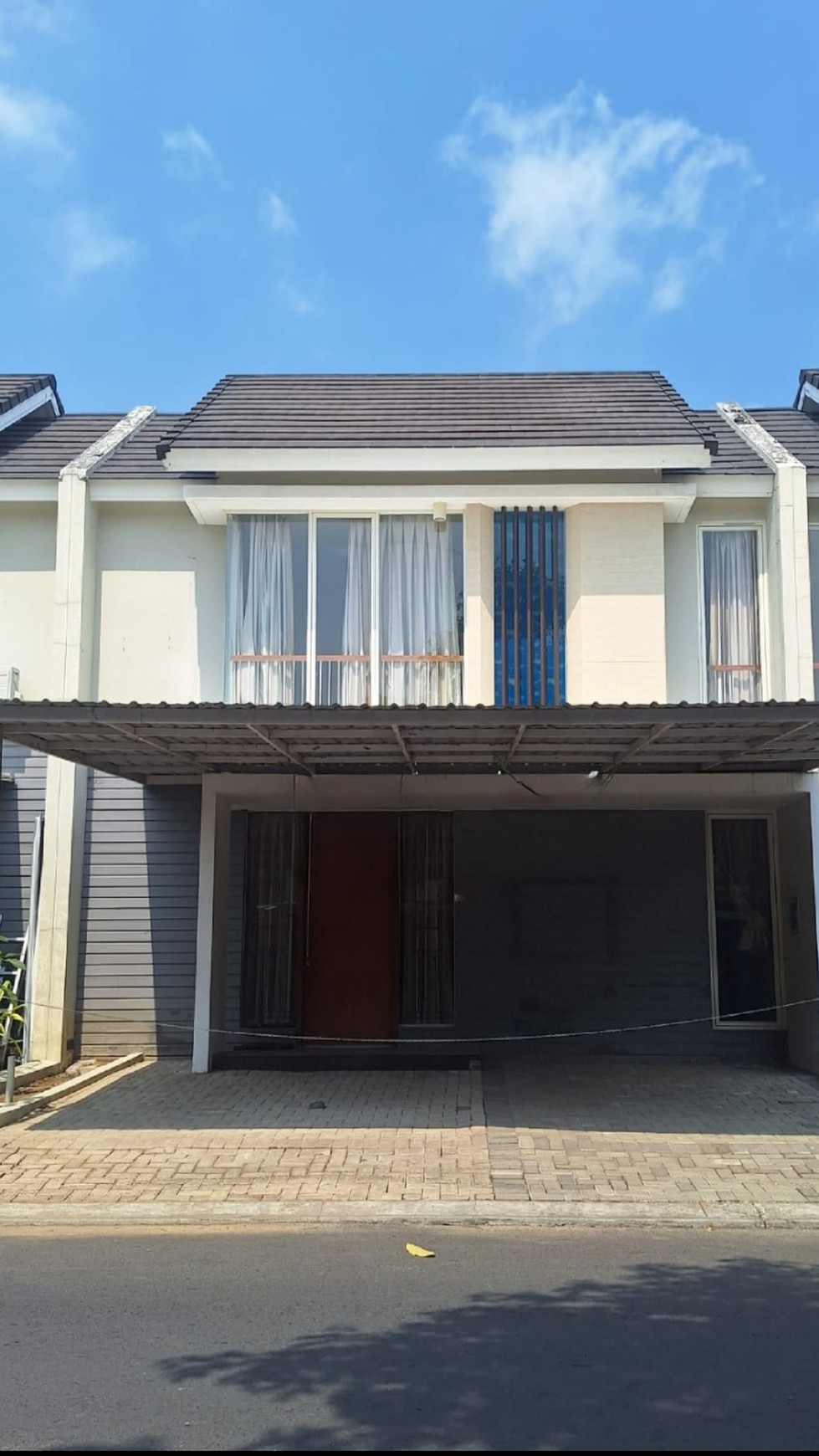 Dijual / Disewakan Rumah North West Park Citraland - Modern 2 Lantai 8ÃƒÆ'-15 - Carport 2 Mobil LUAS Siap Huni