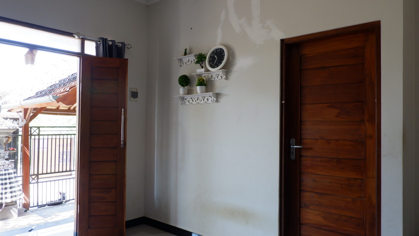 Price Dropped! Charming 2-Bedroom Fully Furnished House For Sale In Perumahan Graha Adi Terrace 