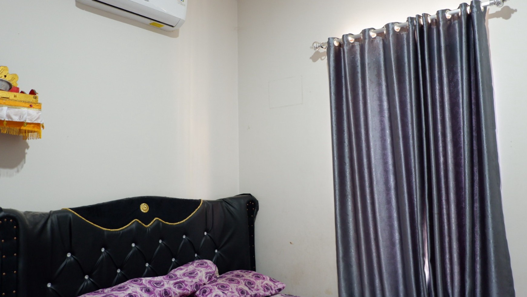 Price Dropped! Charming 2-Bedroom Fully Furnished House For Sale In Perumahan Graha Adi Terrace 