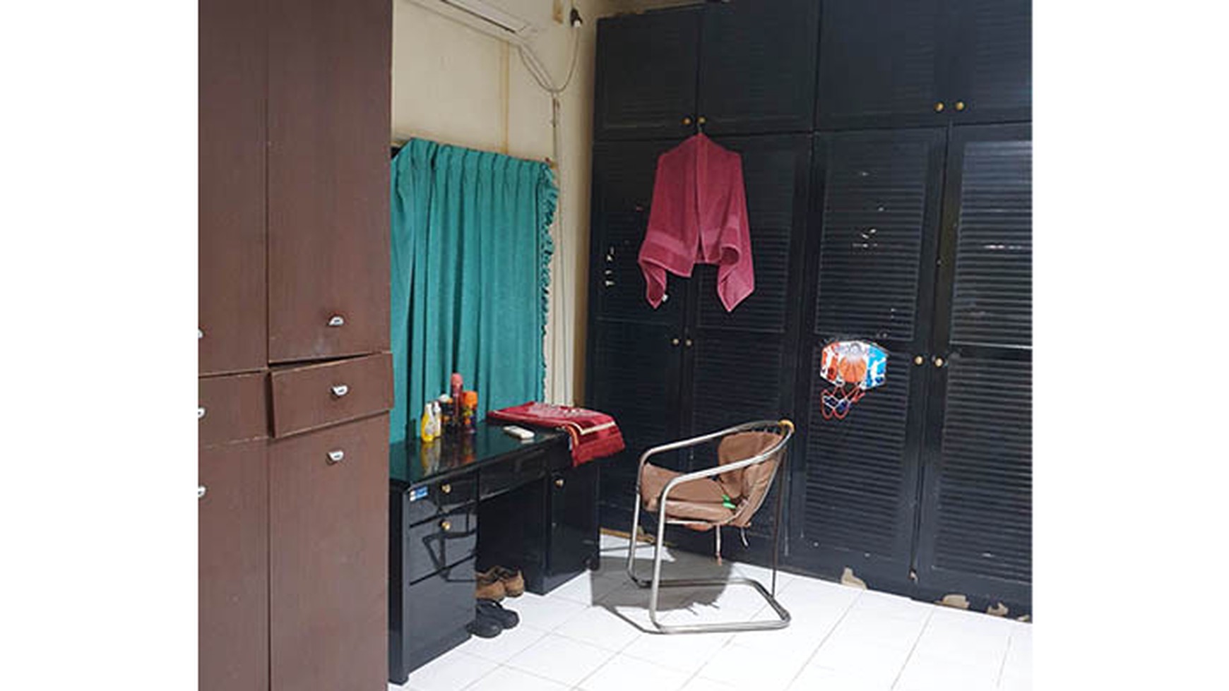 Rumah Kost2an 17 Kamar, Komplek Departemen Perdagangan, Kelapa Gading