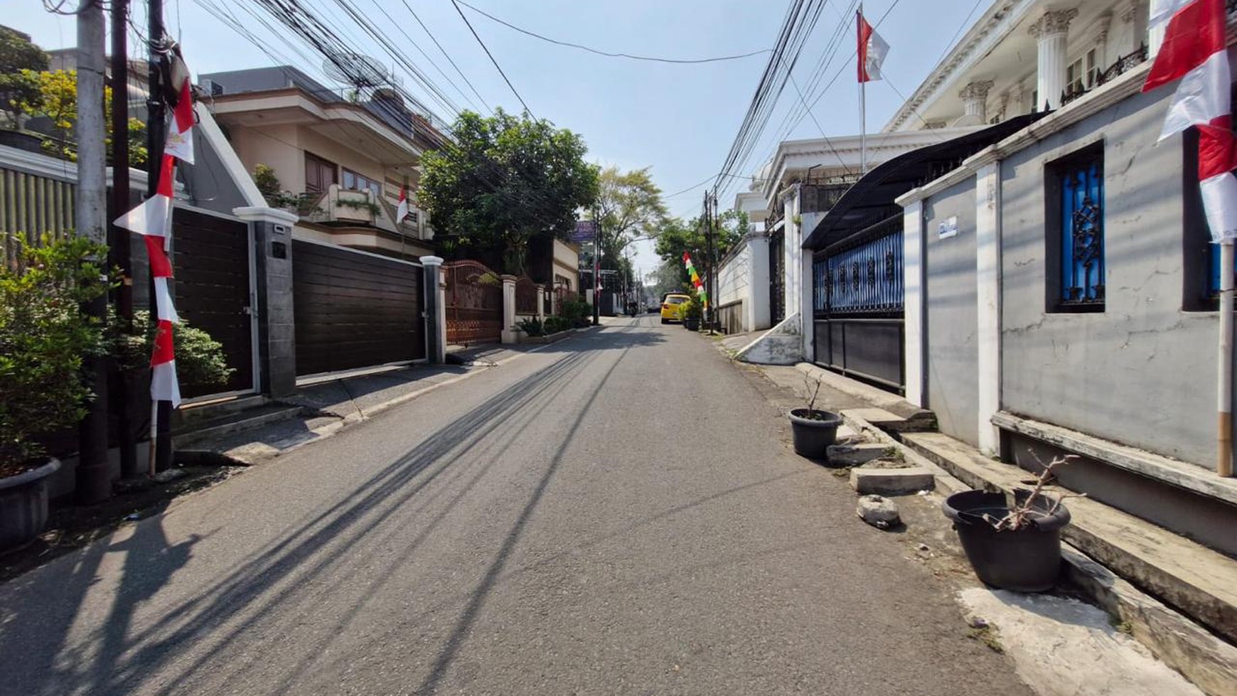 Rumah siap huni di lokasi strategis Jl Hidup Baru Gandaria Utara, Jakarta Selatan (kurang lebih 200 m2 ke jalan Rumah Sakit Fatmawati Raya)