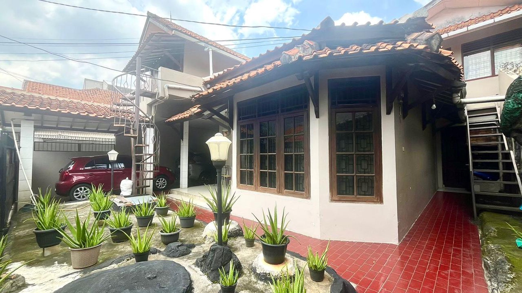 Rumah Hitung Tanah Area Cipete