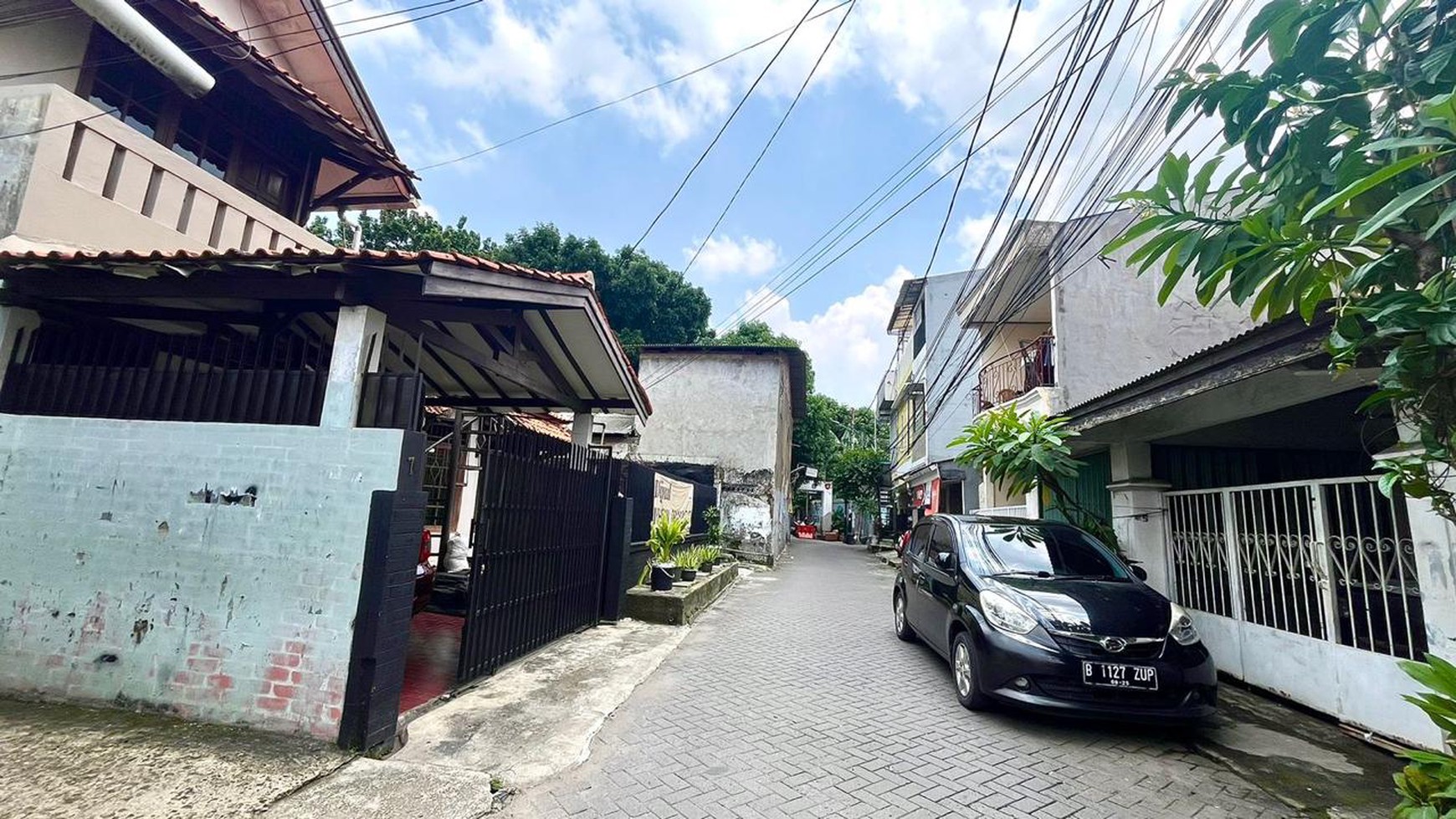 Rumah Hitung Tanah Area Cipete