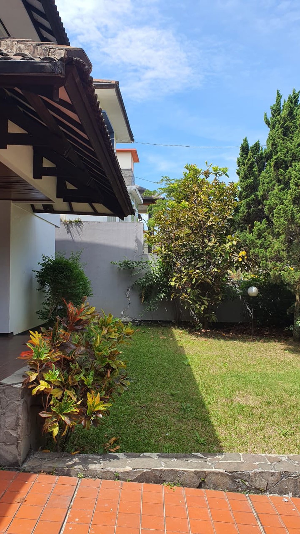 Rumah Hitung Tanah Area Cipete