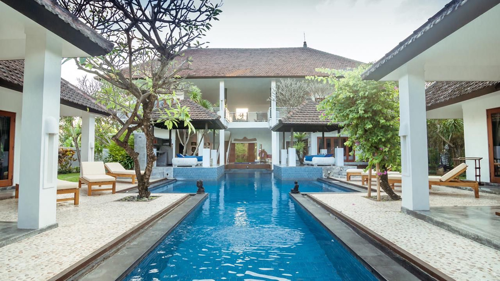 Freehold Villa In Great location Kerobokan