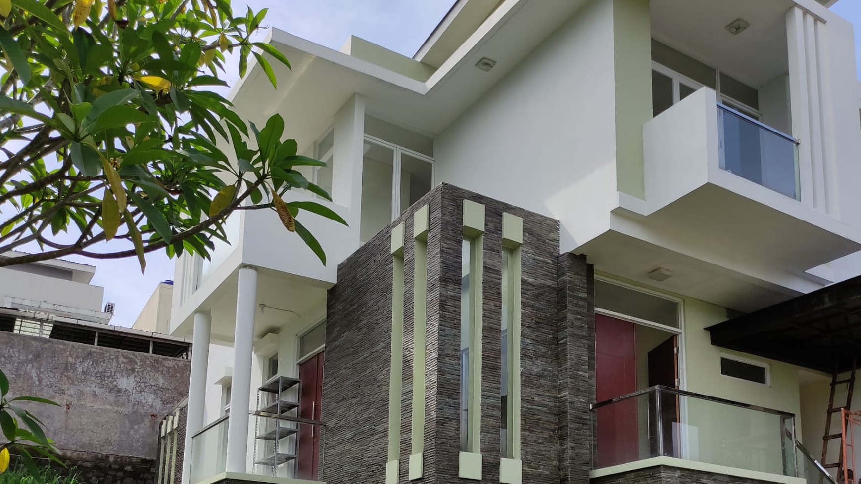 Rumah Bagus Di Modern Hills Cluster Tranquility Pamulang 