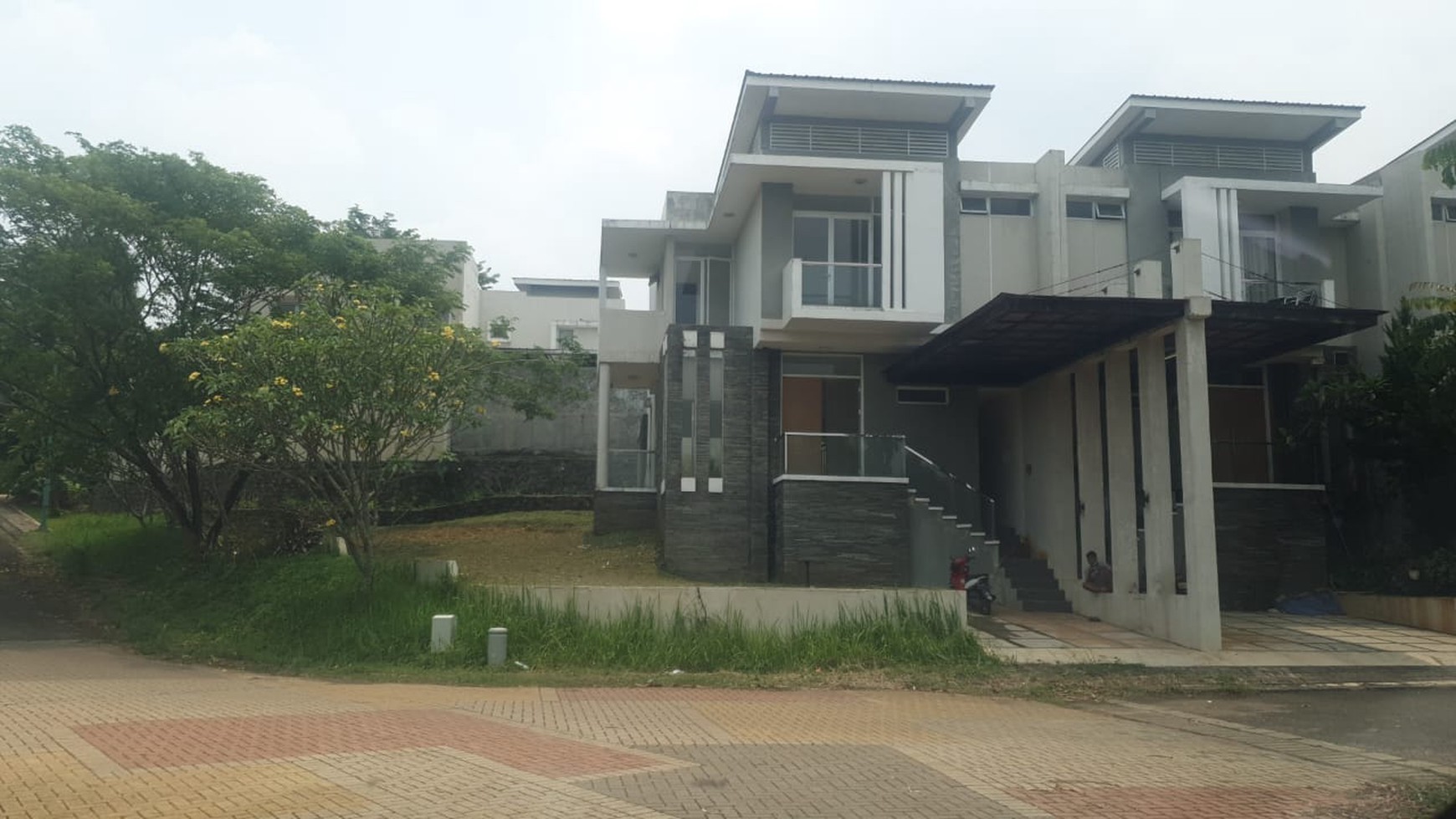 Rumah Bagus Di Modern Hills Cluster Tranquility Pamulang 