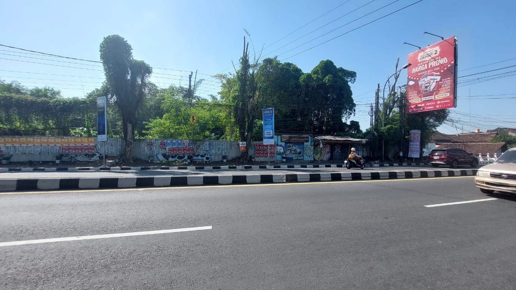 Tanah SHM Seluas 8.676 Meter Persegi Lokasi Premium Dekat Underpass Jombor