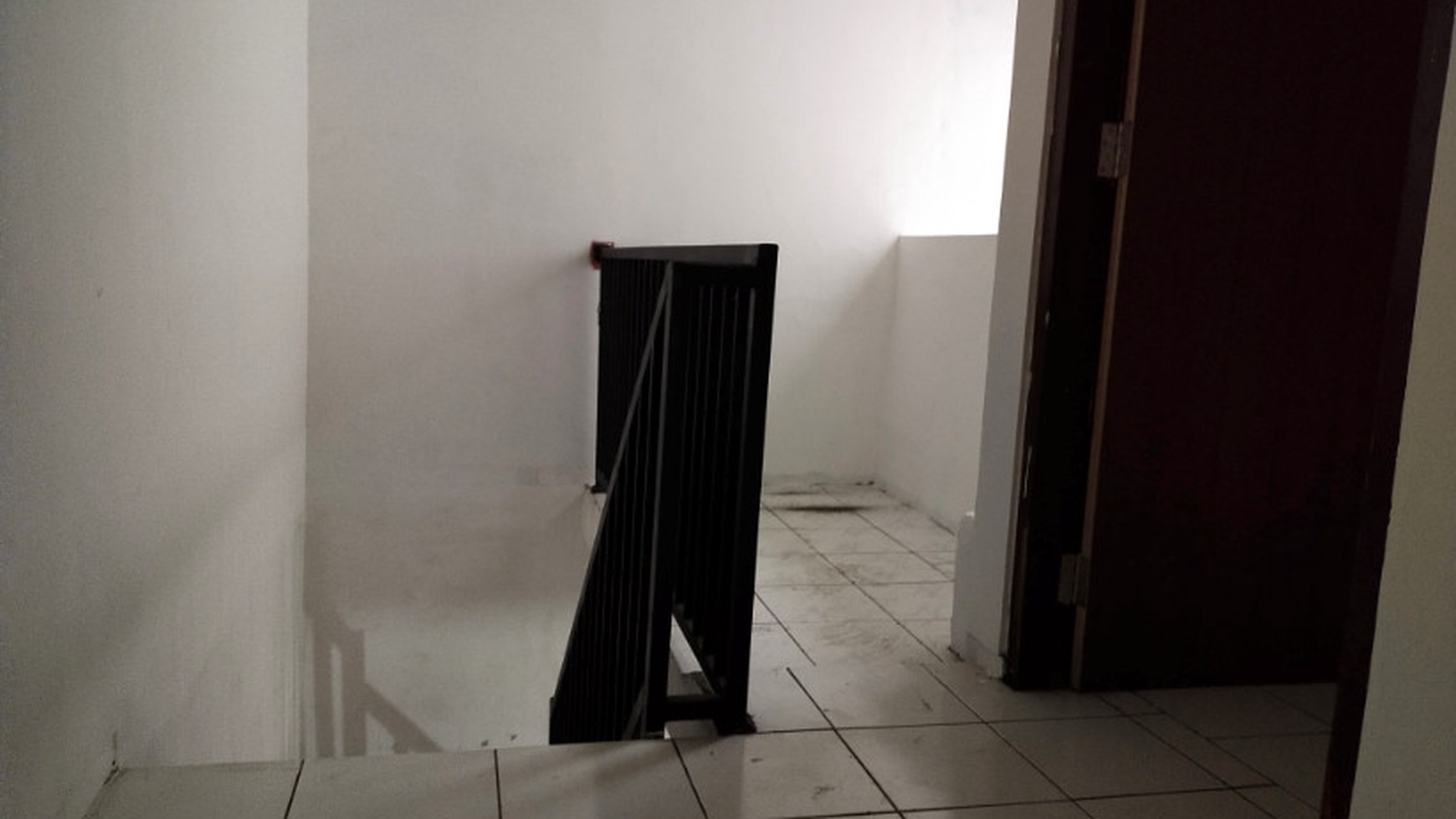 Rumah Bagus Di Jl Mampang Prapatan Jakarta Selatan